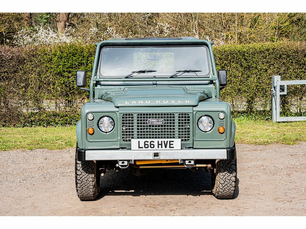 Land Rover Defender 90 Tdci County L66HVE Green #3