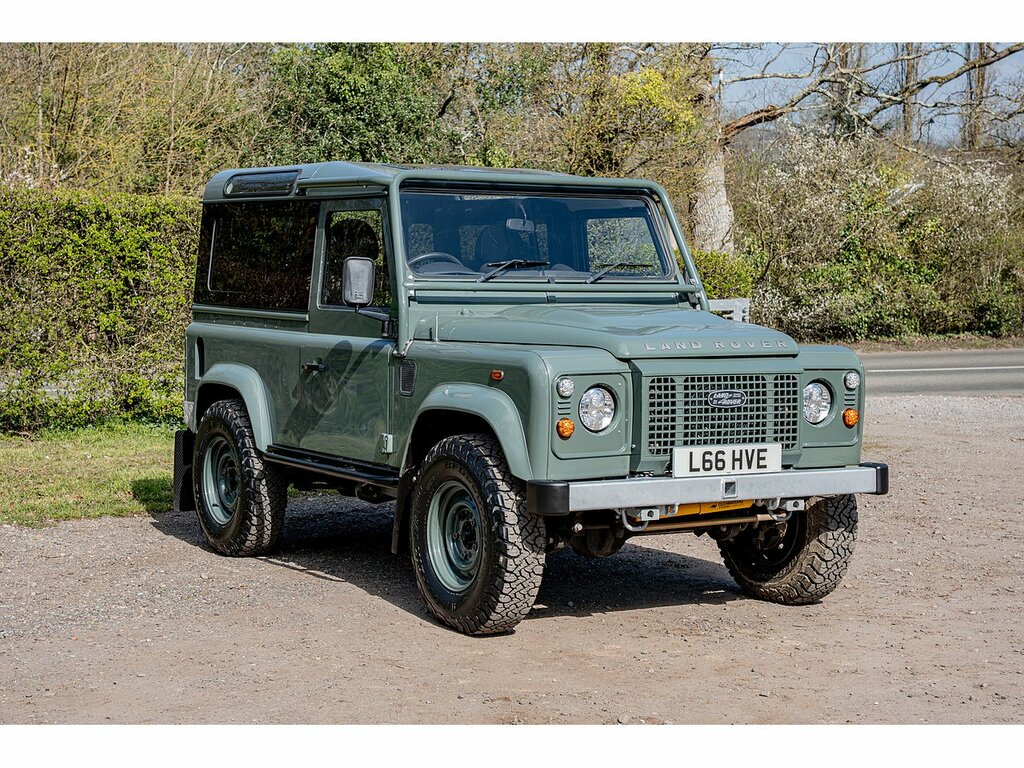 Land Rover Defender 90 Tdci County Green