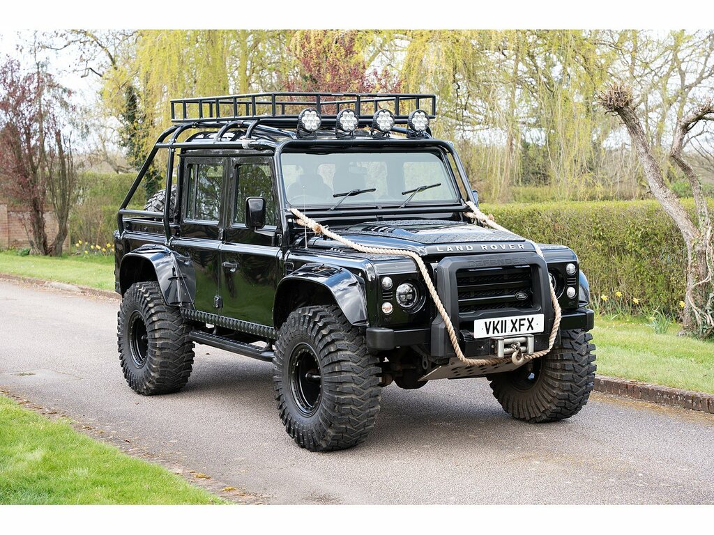 Land Rover Defender 110 Tdci Xs Black