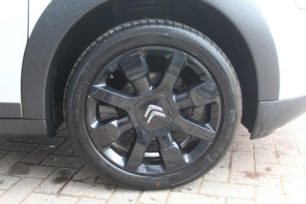 Citroen C4 Cactus Hatchback SC70FZF White #2