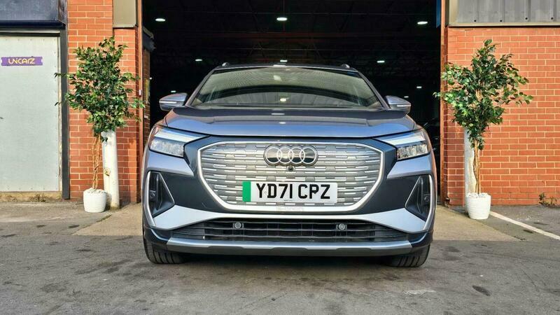 Audi E-tron 35 S Line Suv YD71CPZ Grey #5