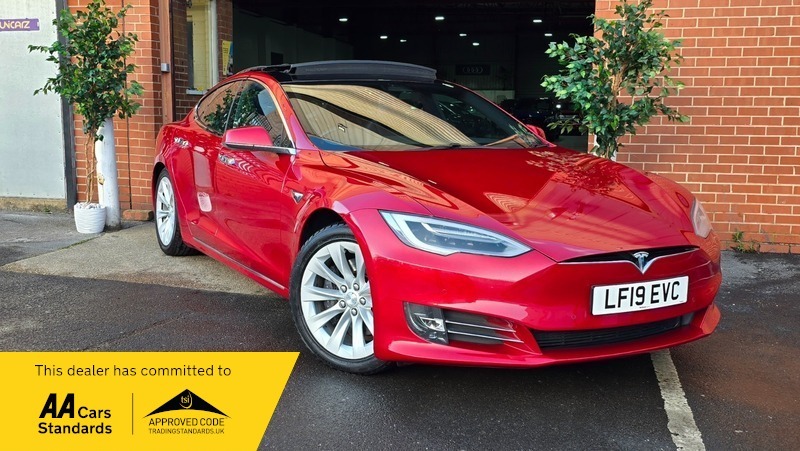 Tesla Model S 100D Dual Motor Red