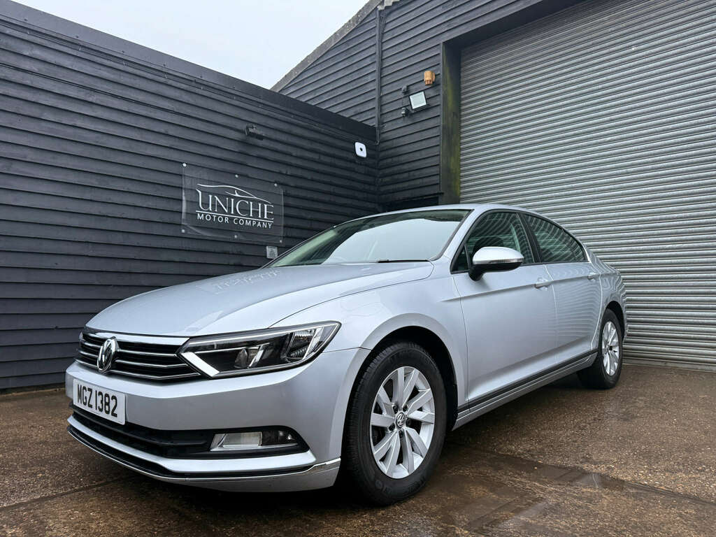 Volkswagen Passat 2.0 Passat S Tdi Silver