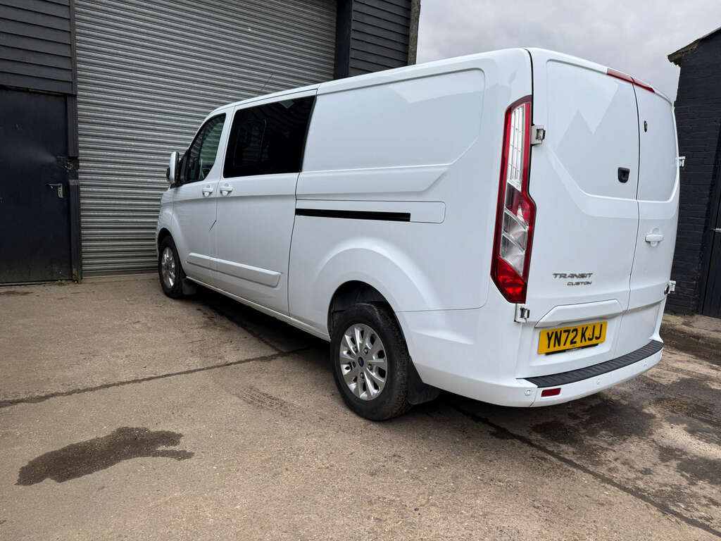 Ford Transit Custom 2.0 Transit Custom 300 Limited Ecoblue YN72KJJ White #3