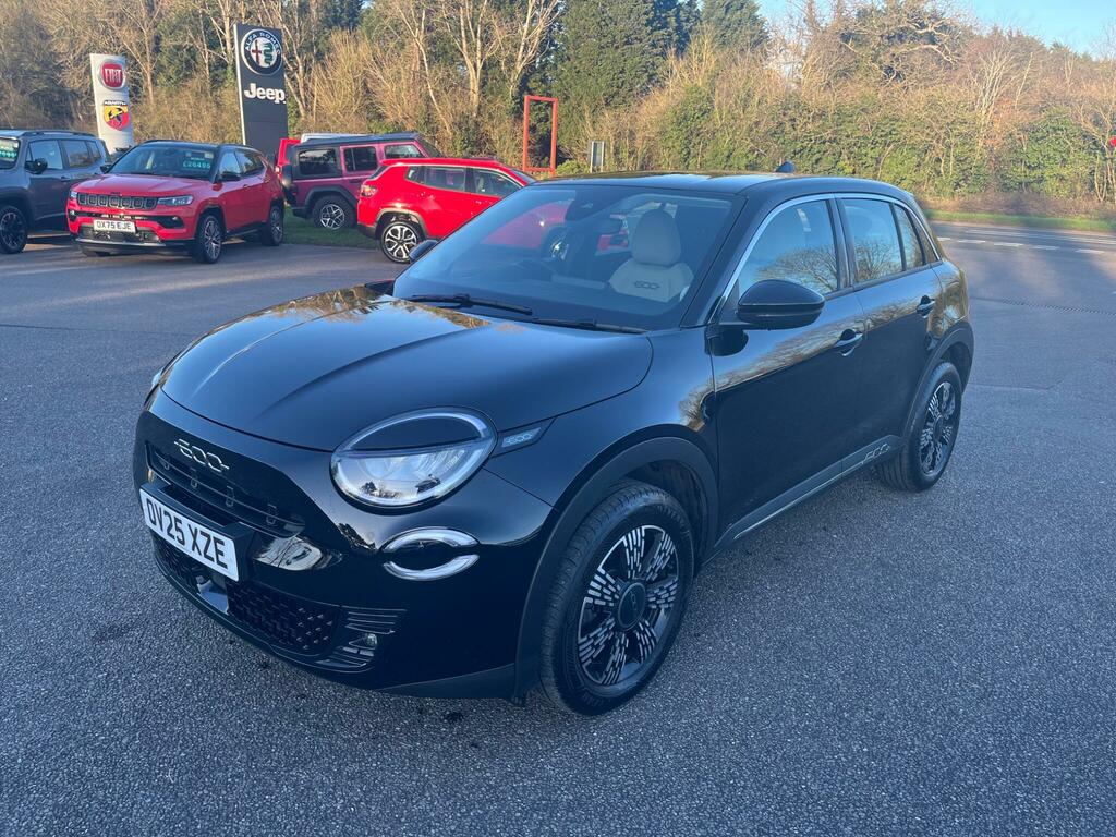 Fiat 600 1.2 Mhev E-dct Euro 6 Ss OV25XZE Black #3