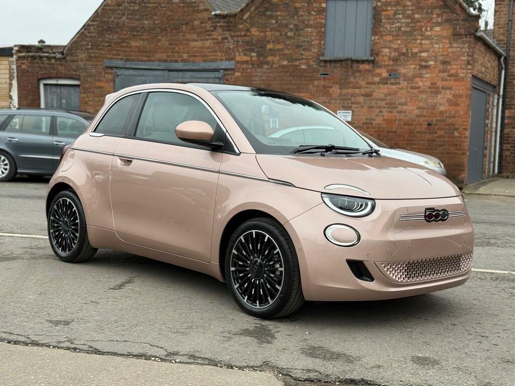 Fiat 500E 42Kwh La Prima Gold