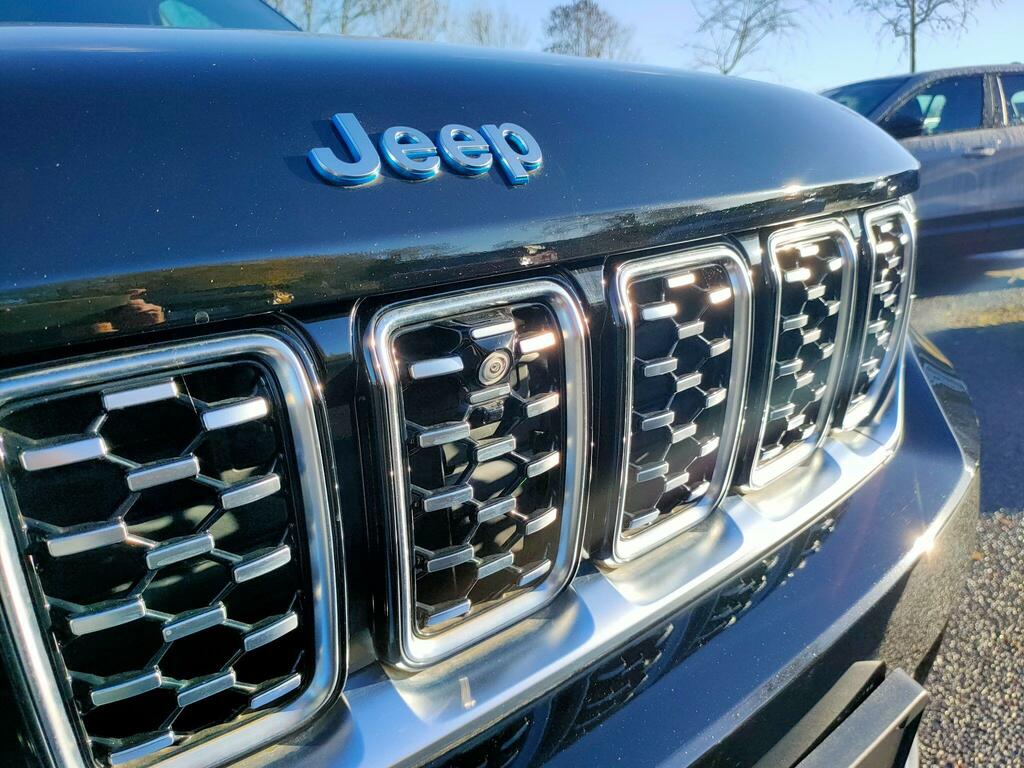 Jeep Grand Cherokee V6 Crd Summit 5 White #35