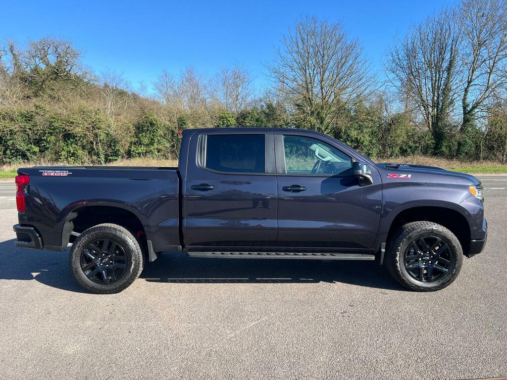 Chevrolet Silverado 6.2L Trail Boss Grey #3