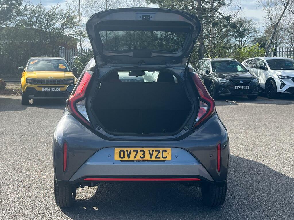Toyota Aygo X 1.0 Vvt-i Undercover Euro 6 Ss OV73VZC Grey #6