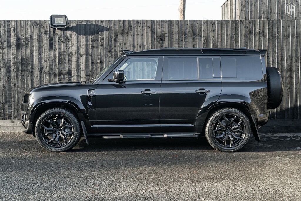 Land Rover Defender 110 3.0 D350 Mhev X-dynamic Hse Suv 4W  Black #3
