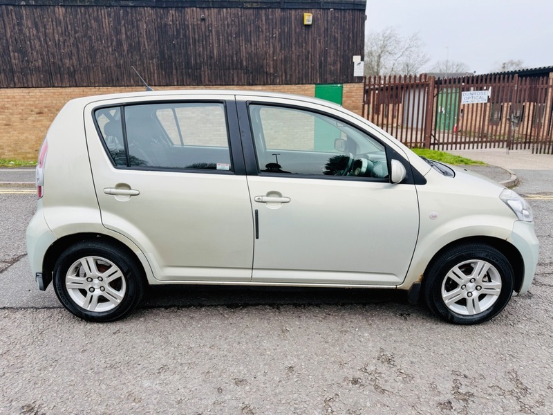 Daihatsu Sirion Se Gold #6