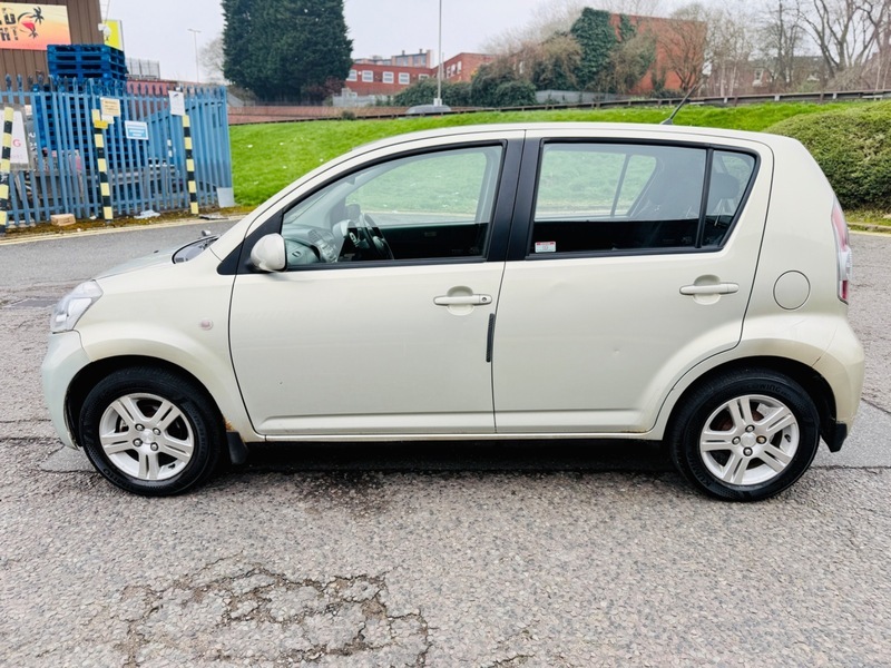 Daihatsu Sirion Se Gold #5