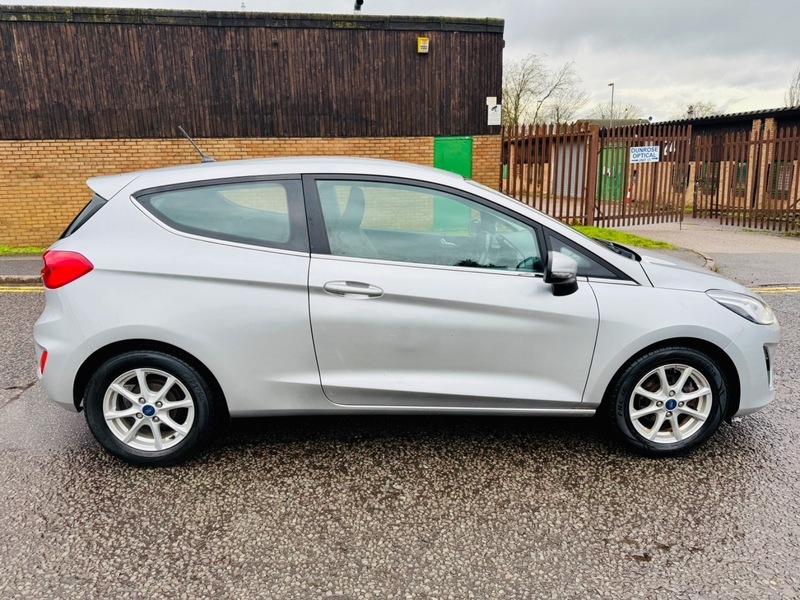Ford Fiesta Zetec Silver #6