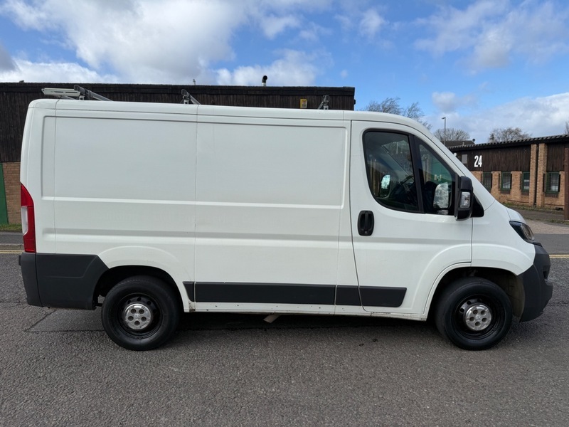 Peugeot Boxer Blue Hdi 330 L1h1 SJ67UKF White #6
