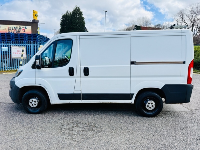 Peugeot Boxer Blue Hdi 330 L1h1 SJ67UKF White #5