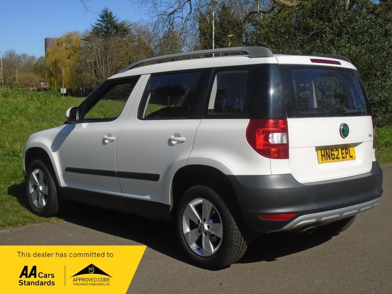 Skoda Yeti S Tsi White #3