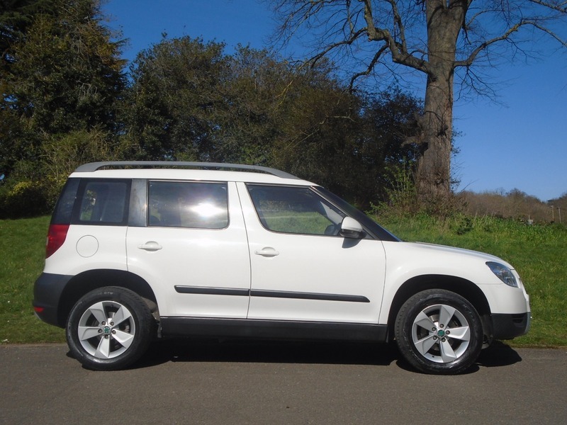 Skoda Yeti S Tsi White #6