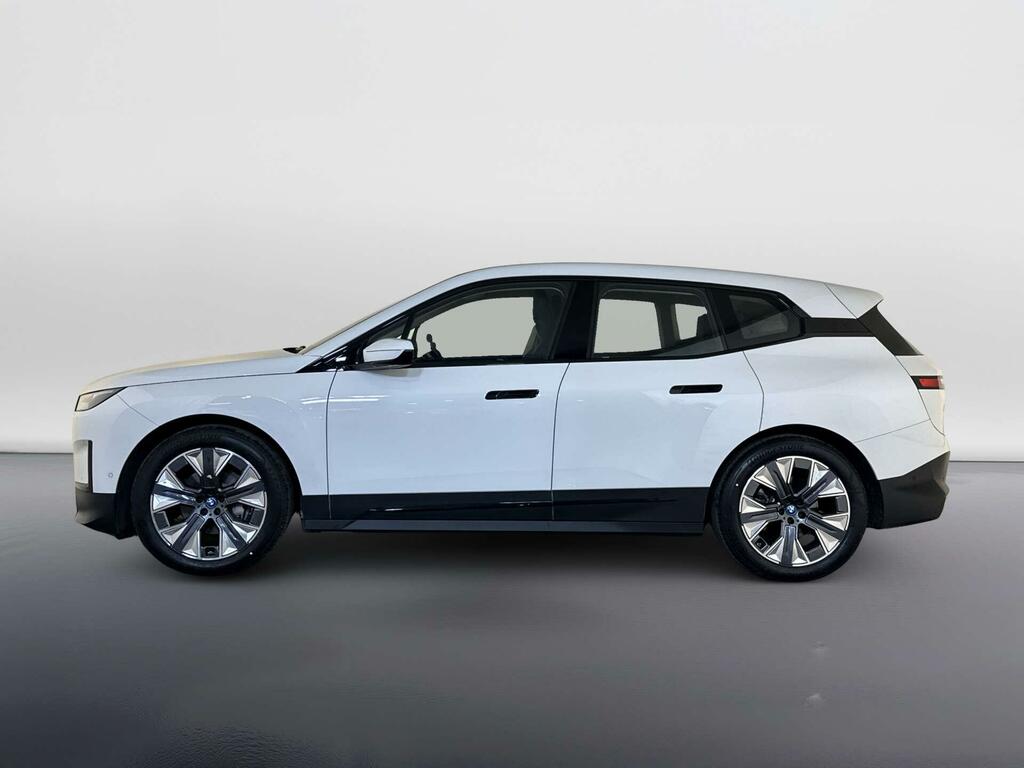 BMW iX 40 76.6Kwh Sport Suv Xdrive 326 YS71HTK White #5