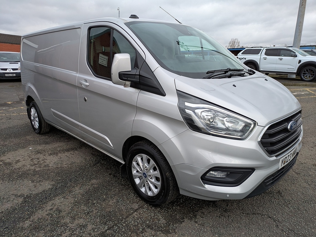 Ford Transit Custom 300 Ecoblue Limited YO23MWN Silver