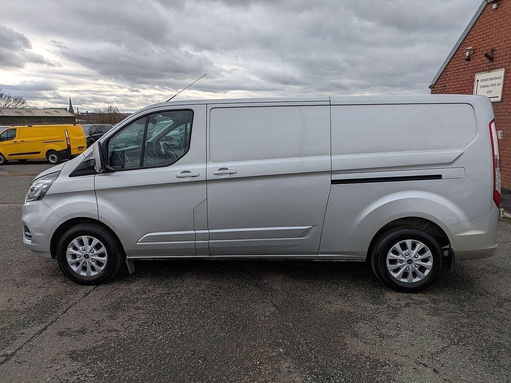 Ford Transit Custom 300 Ecoblue Limited YO23MWN Silver #4