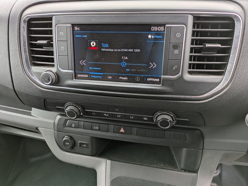 Peugeot Expert Bluehdi 1400 Professional Premium YB71FFH Grey #6
