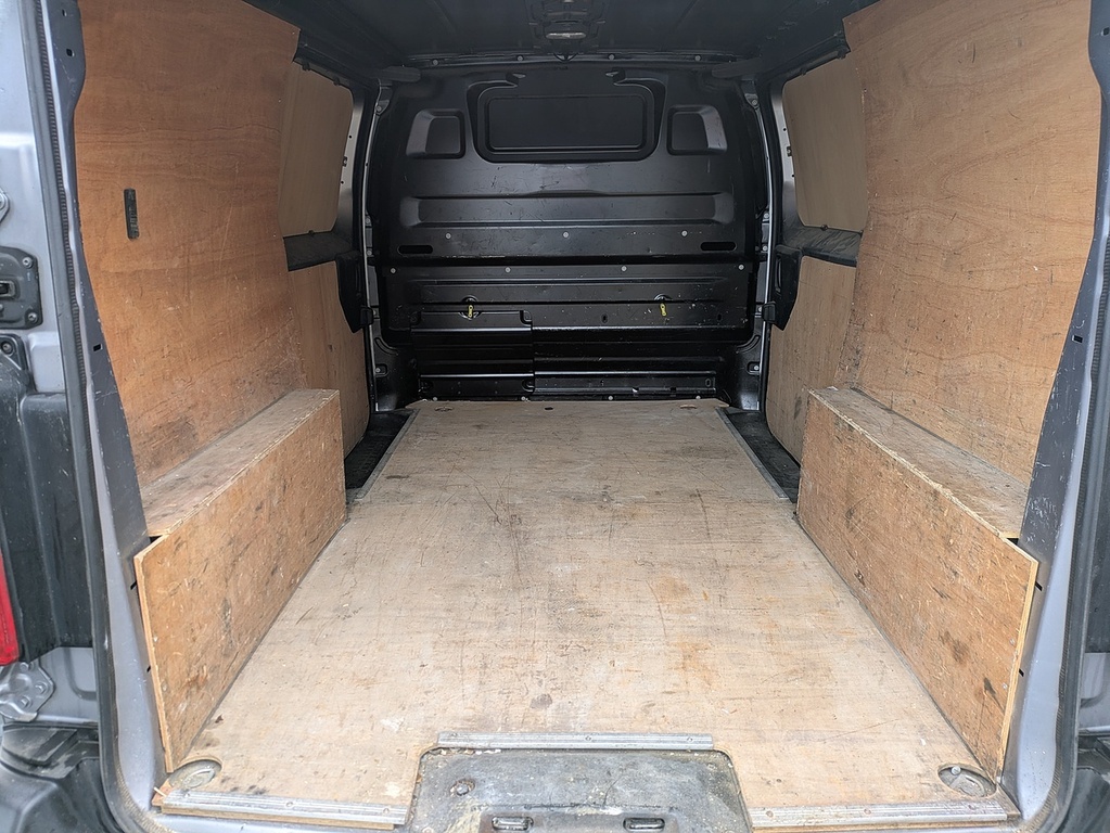 Peugeot Expert Bluehdi 1400 Professional Premium YB71FFH Grey #4