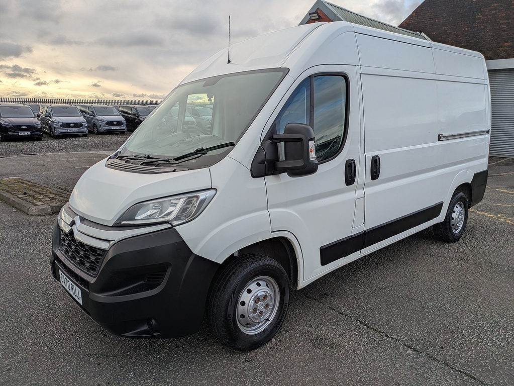 Citroen Relay Bluehdi 35 Enterprise CA70RUJ White #3