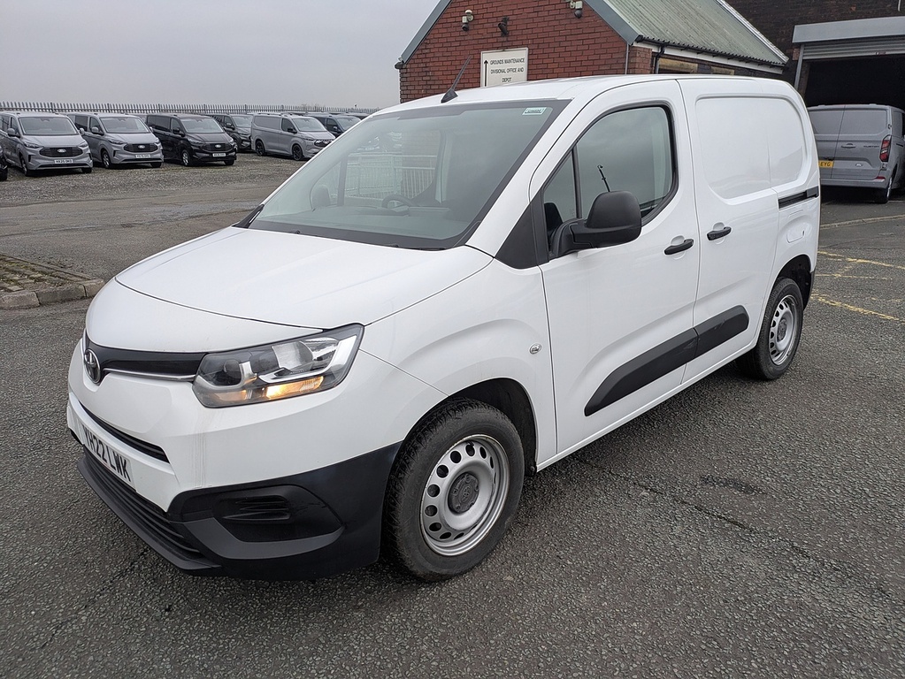 Toyota Proace City Bluehdi Active YH22LWK White #3