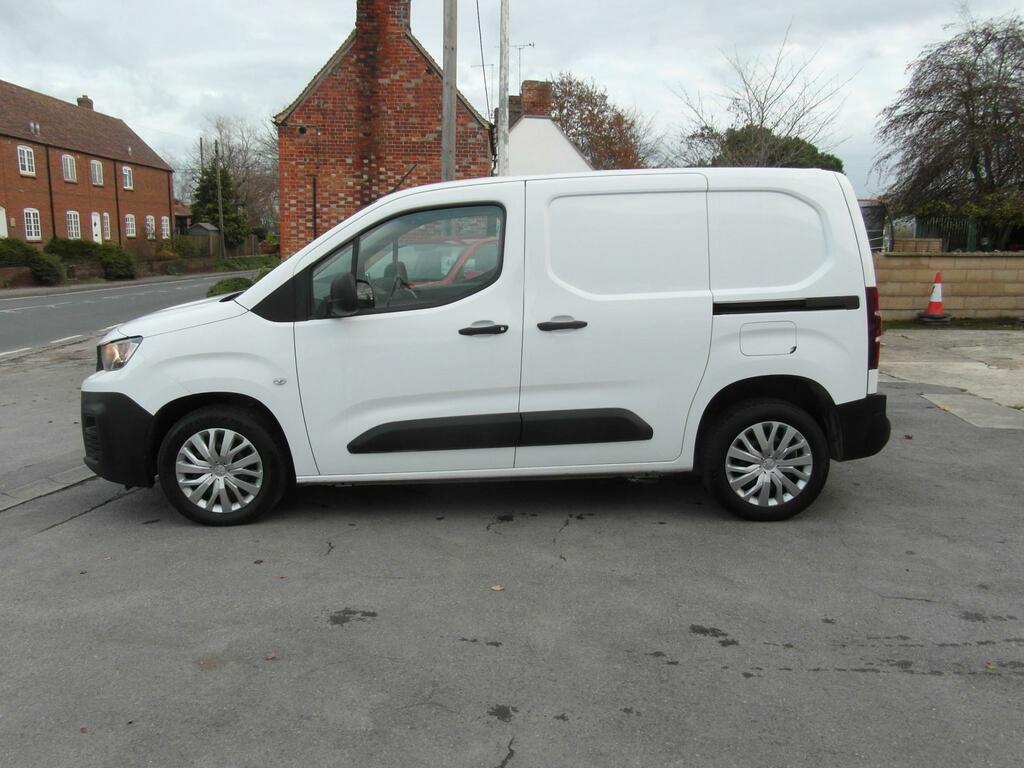 Peugeot Partner Professional L1 Blue Hdi 1.5 NV70KFF White #5