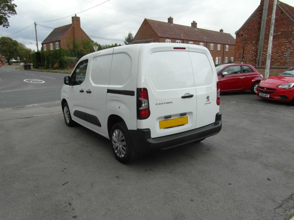 Peugeot Partner Professional L1 Blue Hdi 1.5 No Vat NU21LZV White #6