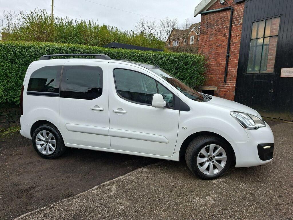 Citroen Berlingo Mpv 1.6 Bluehdi Flair Multispace Mpv Euro 6 Ss DP17MLX White #4