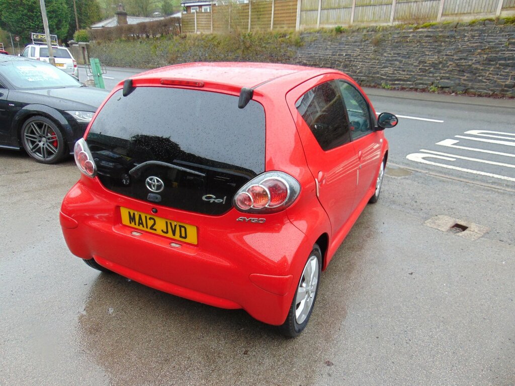 Toyota Aygo 1.0 Vvt-i Go Hatchback Multimode Euro 5 Red #4