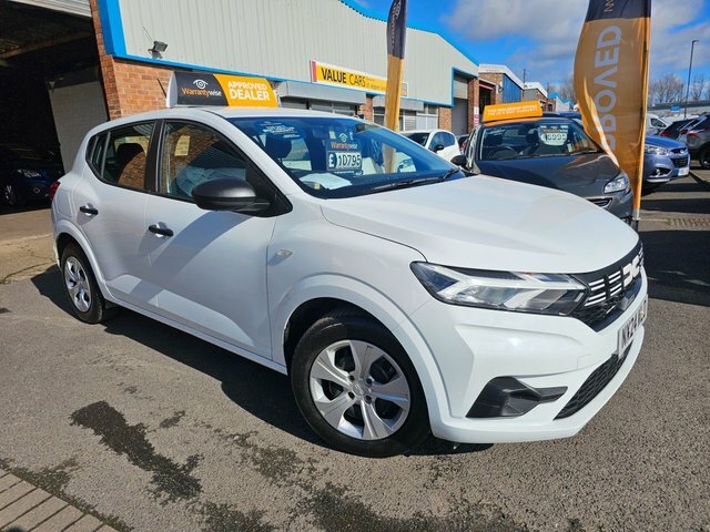 Dacia Sandero 2024 1.0 Tce Essential Hatchback White