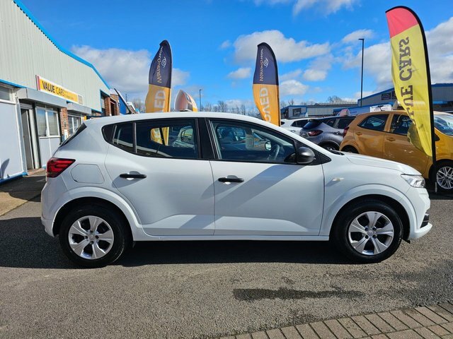 Dacia Sandero 2024 1.0 Tce Essential Hatchback NX24WLD White #5