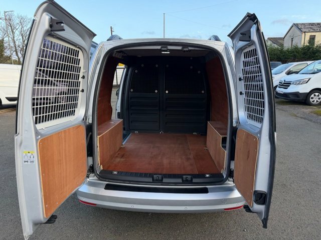 Volkswagen Caddy Tdi C20 Highline Panel Silver #6
