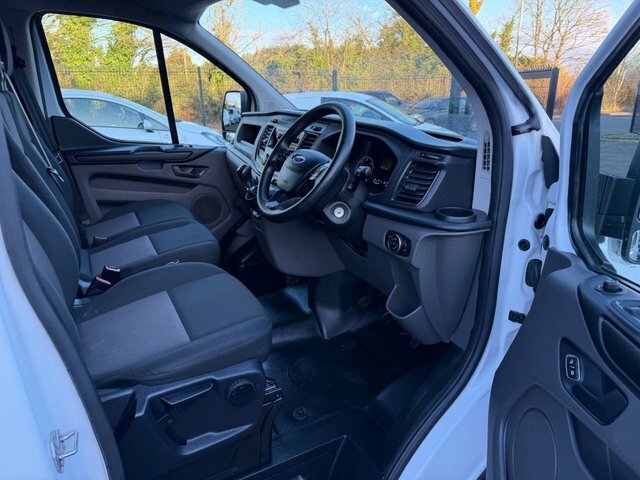 Ford Transit Custom 300 Ecoblue Panel Van YV19ZTY White #3