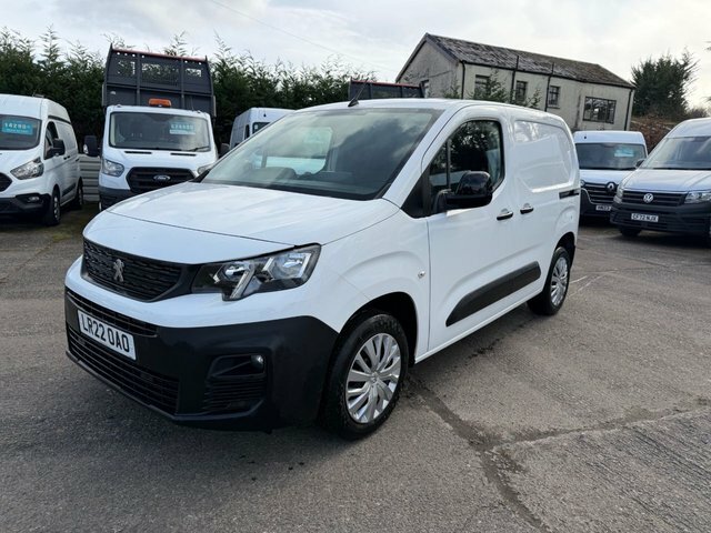 Peugeot Partner Bluehdi 1000 Professional Premium White