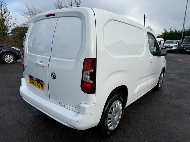 Vauxhall Combo Turbo D 2300 Pro DS23XZN White #2