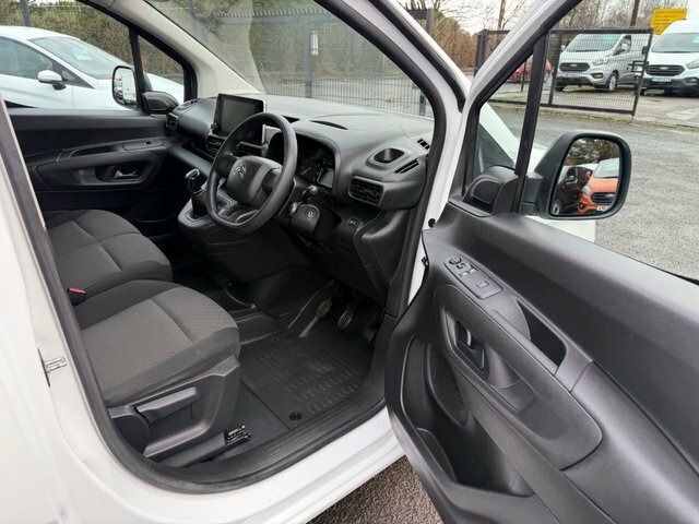 Citroen Berlingo Bluehdi 650 Enterprise M CA71BWG White #3