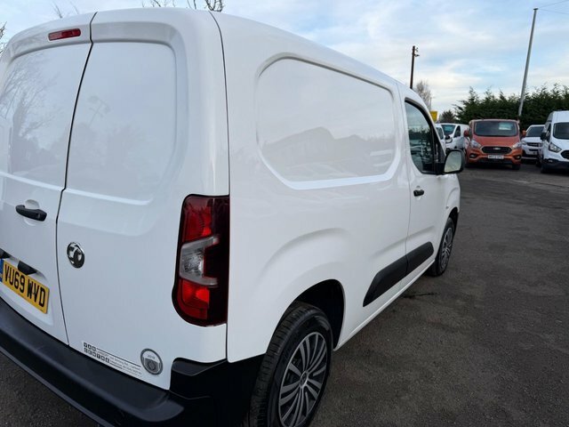 Vauxhall Combo Turbo D 2000 Edition White #2