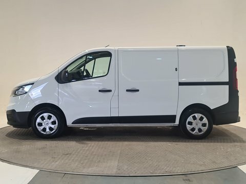 Renault Trafic 2.0 Dci Sl28 HN23LWR #4