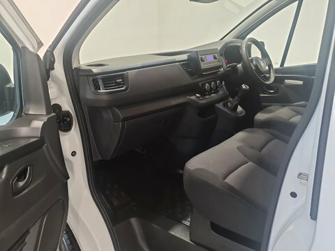 Renault Trafic 2.0 Dci Sl28 HN23LWR #6