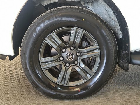 Toyota HILUX 2.4D D-4d Icon BN71EEH #5
