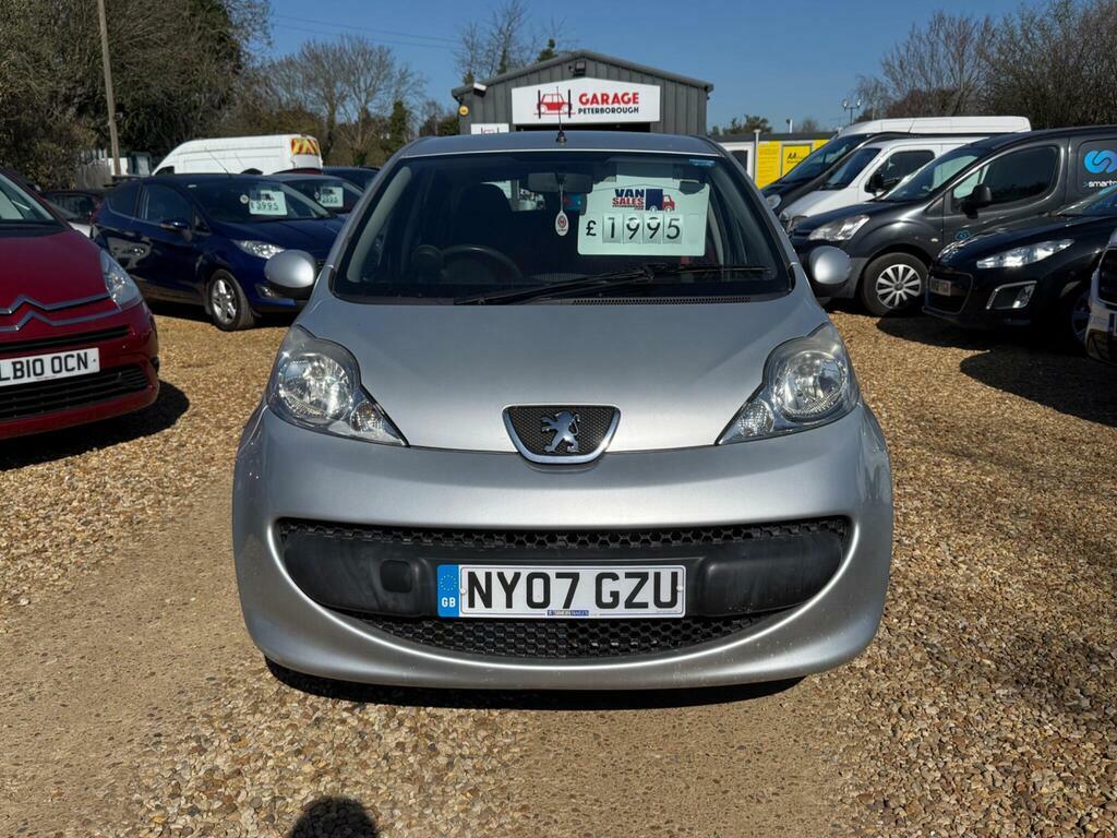 Peugeot 107 1.0 12V Urban Move Euro 4 Silver #3