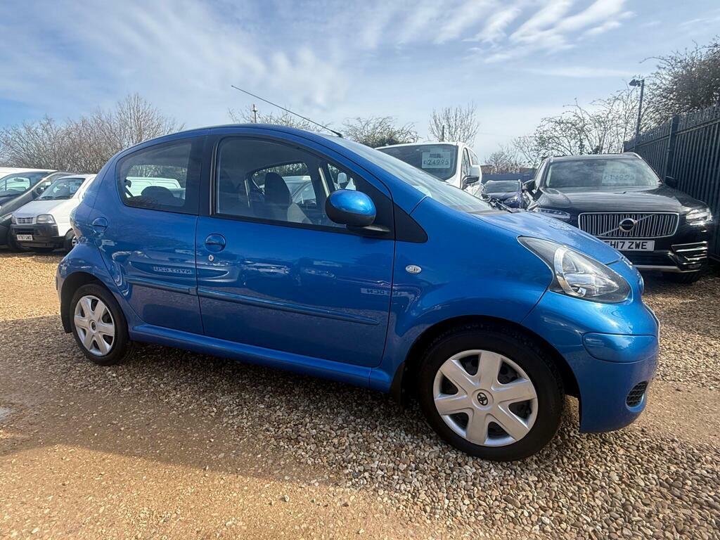 Toyota Aygo 1.0 Vvt-i Blue Euro 4 DY59VSN Blue #3