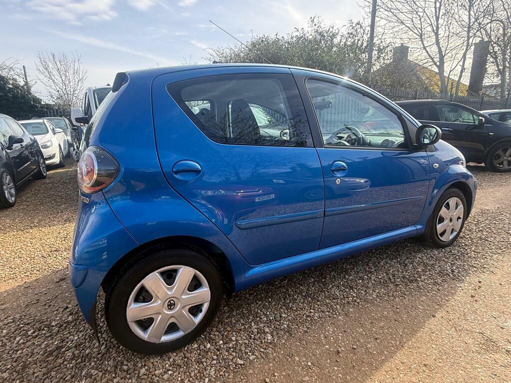 Toyota Aygo 1.0 Vvt-i Blue Euro 4 DY59VSN Blue #5