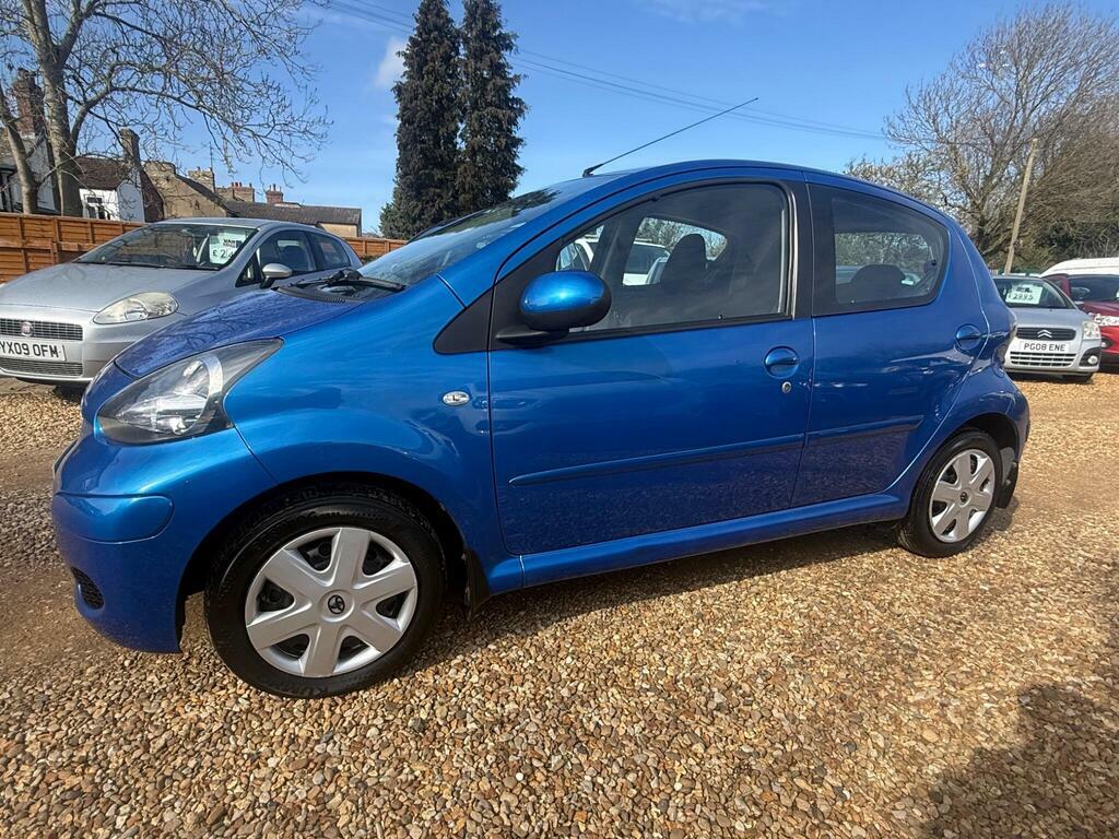 Toyota Aygo 1.0 Vvt-i Blue Euro 4 DY59VSN Blue