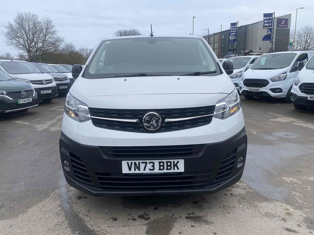 Vauxhall Vivaro 1.5 Turbo D 2900 Prime Panel Van 6Dr VN73BBK White #2