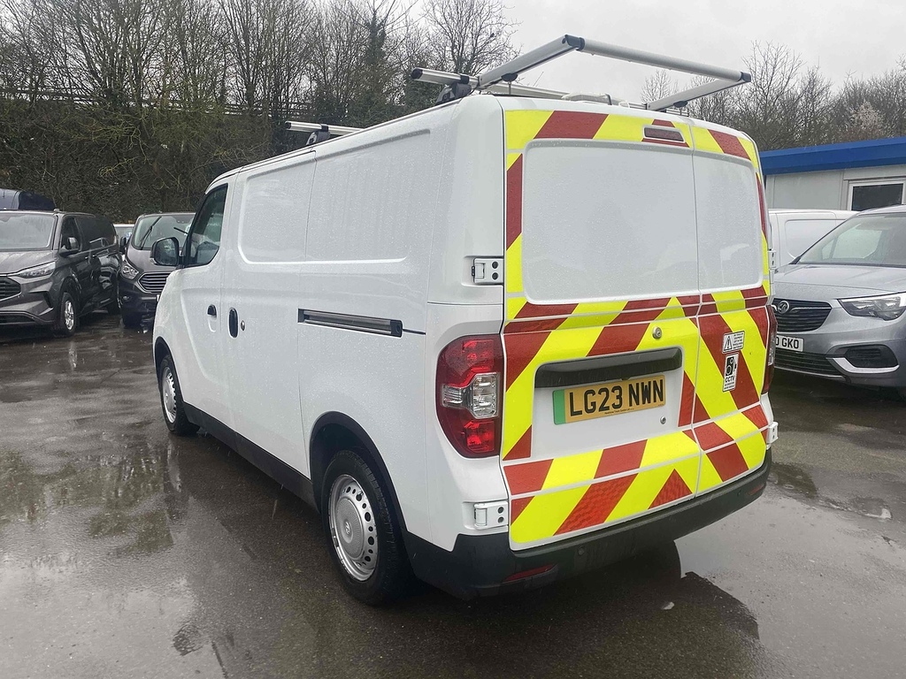 Maxus eDeliver 3 50.23Kwh Panel Van Fwd L1 122 P White #6