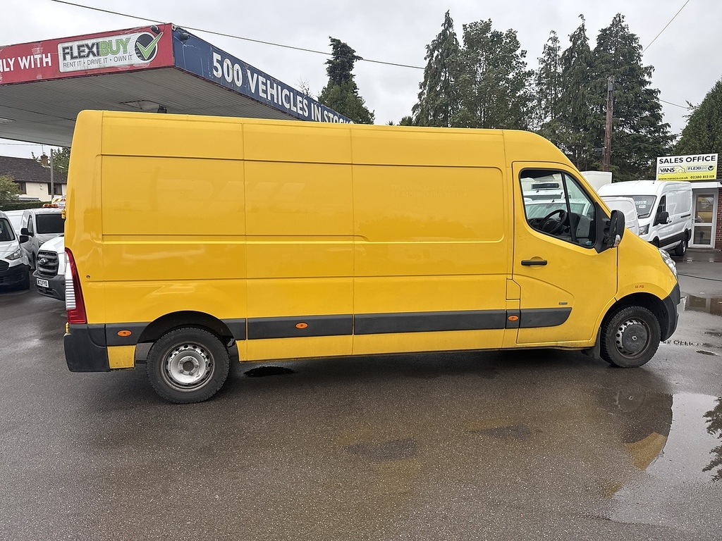 Renault Master Ze 31 33Kwh Business Panel Van F MX19LXK Yellow #3